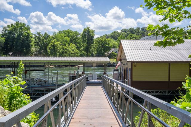 710 Fall Creek Drive 2, Branson, MO 65616