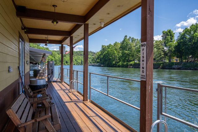 710 Fall Creek Drive 2, Branson, MO 65616