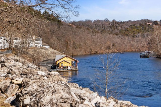 710 Fall Creek Drive 2, Branson, MO 65616