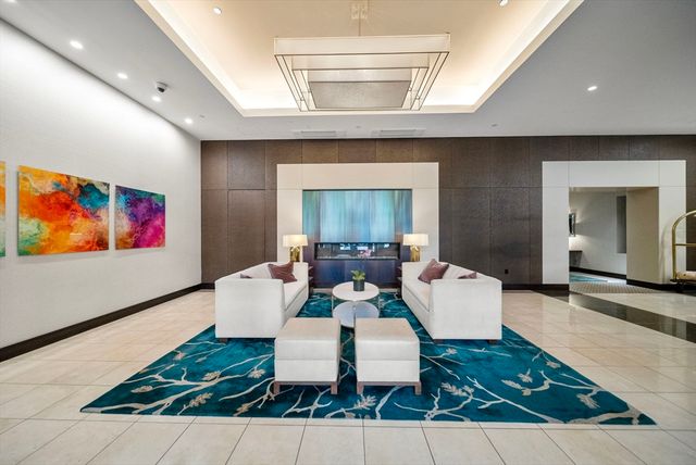 500 Atlantic Avenue 16L, Boston, MA 02210