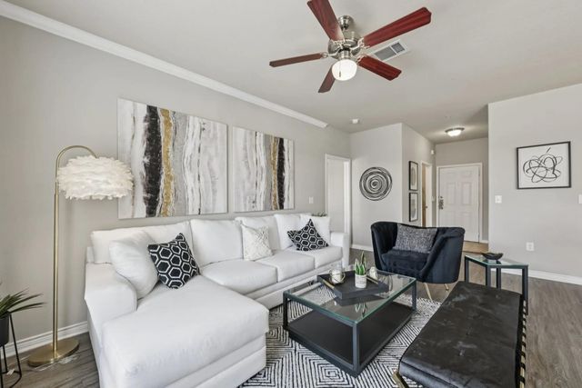 14651 Philippine Street 9.203, Houston, TX 77040