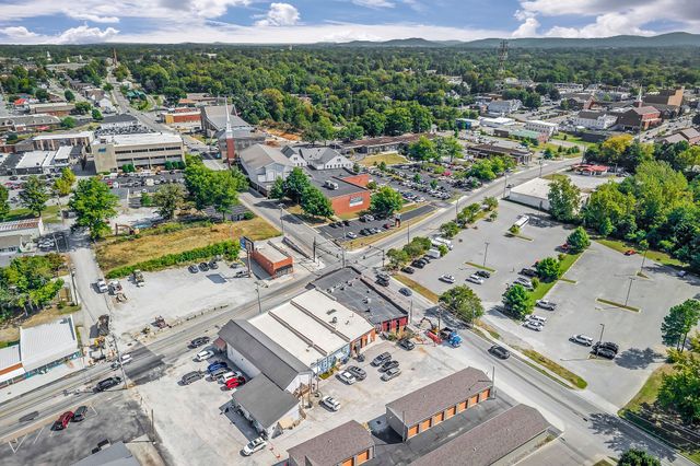 16 W Spring St, Cookeville, TN 38501