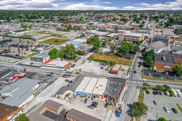 16 W Spring St, Cookeville, TN 38501