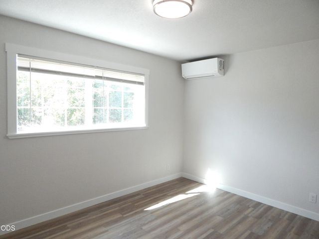 8222 Division Road, White City, OR 97503