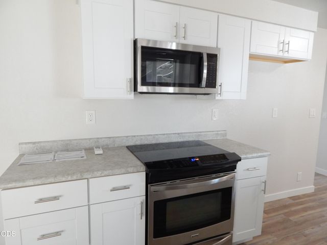 8222 Division Road, White City, OR 97503