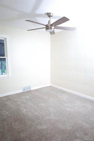 15405 Winthrop Street, Detroit, MI 48227