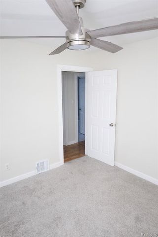 15405 Winthrop Street, Detroit, MI 48227