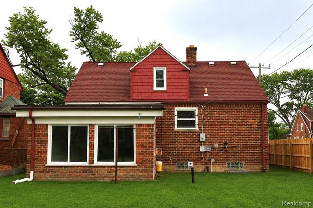 15405 Winthrop Street, Detroit, MI 48227