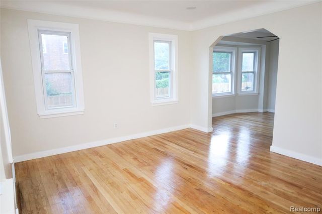 15405 Winthrop Street, Detroit, MI 48227