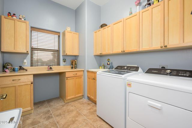 2423 E Arrowhead Trail, Gilbert, AZ 85297