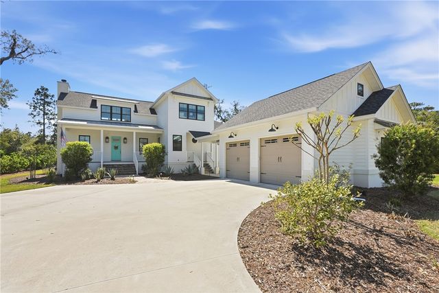 341 Lake Stillwater Drive, St Simons Island, GA 31522