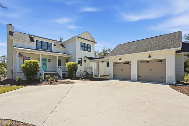 341 Lake Stillwater Drive, St Simons Island, GA 31522