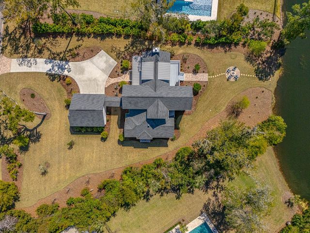 341 Lake Stillwater Drive, St Simons Island, GA 31522