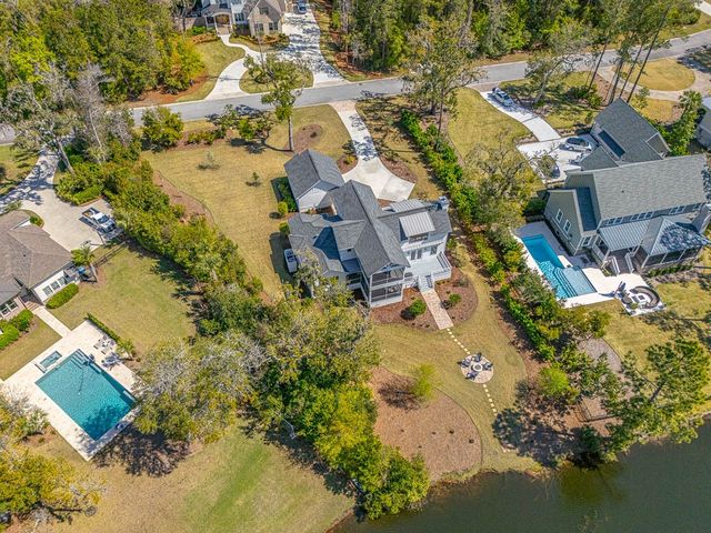 341 Lake Stillwater Drive, St Simons Island, GA 31522