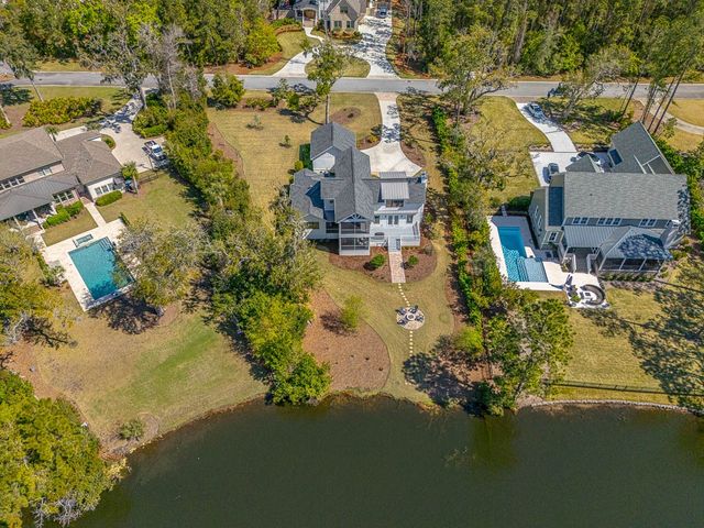 341 Lake Stillwater Drive, St Simons Island, GA 31522