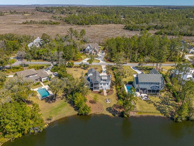 341 Lake Stillwater Drive, St Simons Island, GA 31522