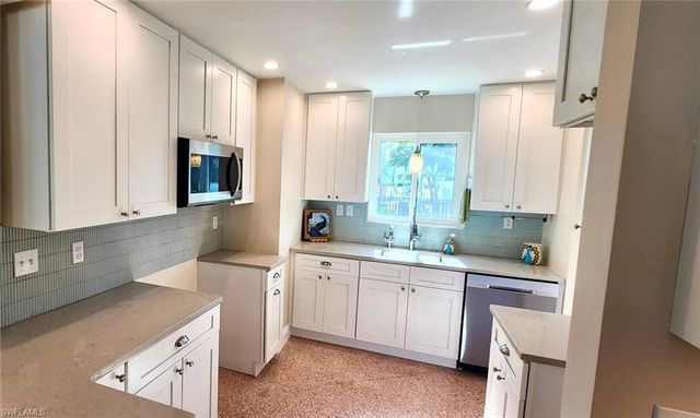 4870 Coquina RD SW, Fort Myers Beach, FL 33931