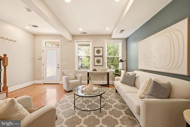1425 C ST NE, Washington, DC 20002