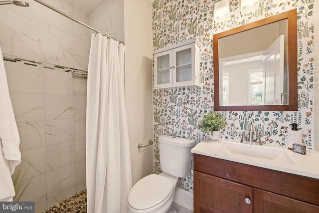 1425 C ST NE, Washington, DC 20002