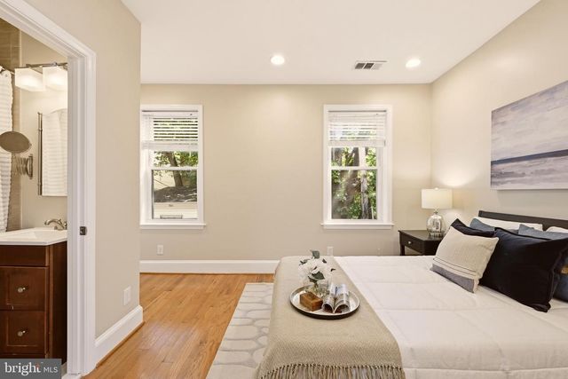 1425 C ST NE, Washington, DC 20002
