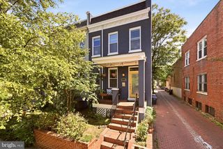 1425 C ST NE, Washington, DC 20002