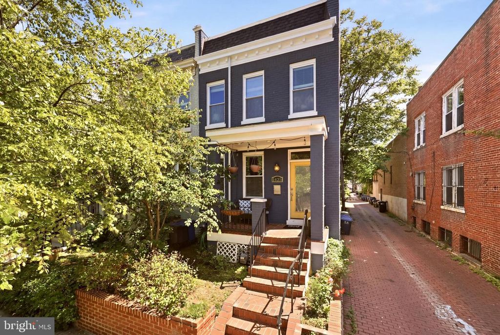 1425 C ST NE, Washington, DC 20002