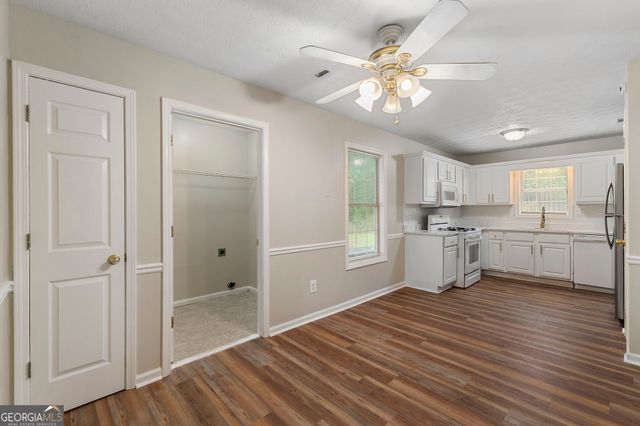 55 The Falls Boulevard, Covington, GA 30016