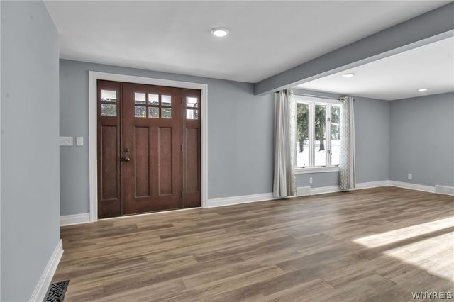 6212 New Taylor Road, Orchard Park, NY 14127