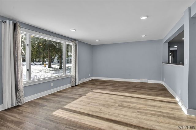 6212 New Taylor Road, Orchard Park, NY 14127