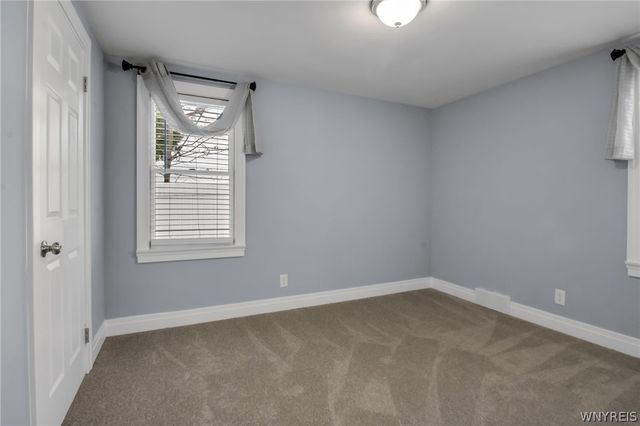 6212 New Taylor Road, Orchard Park, NY 14127