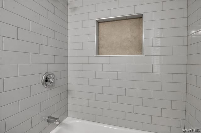 6212 New Taylor Road, Orchard Park, NY 14127