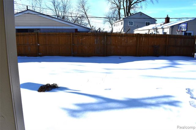 31181 Block Street, Garden City, MI 48135