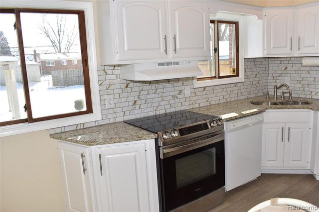 31181 Block Street, Garden City, MI 48135