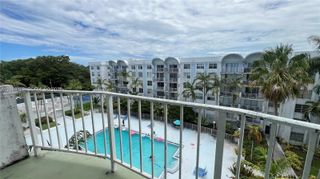 486 NW 165th St Rd B-606, Miami, FL 33169