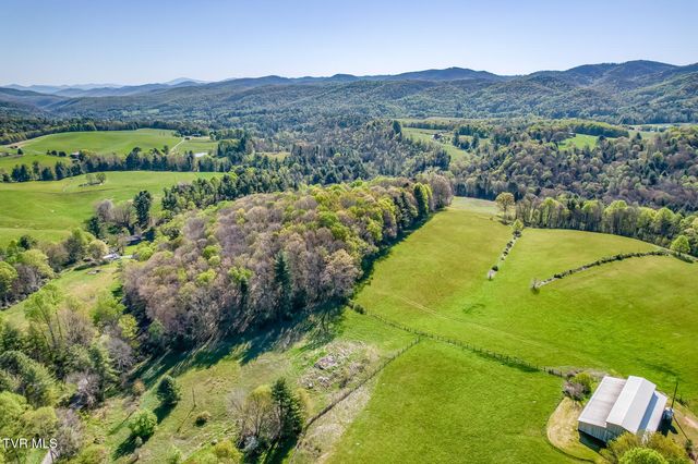 1602 Winchester Road, Shady Valley, TN 37688