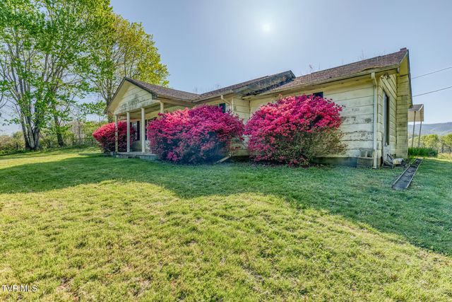 1602 Winchester Road, Shady Valley, TN 37688