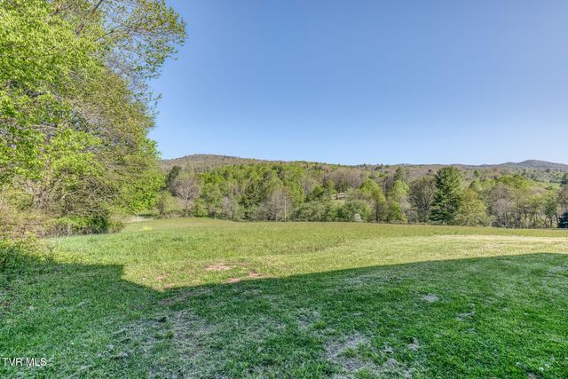 1602 Winchester Road, Shady Valley, TN 37688