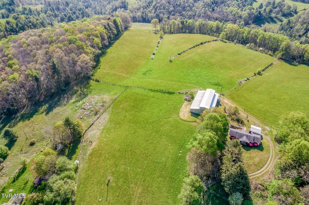 1602 Winchester Road, Shady Valley, TN 37688