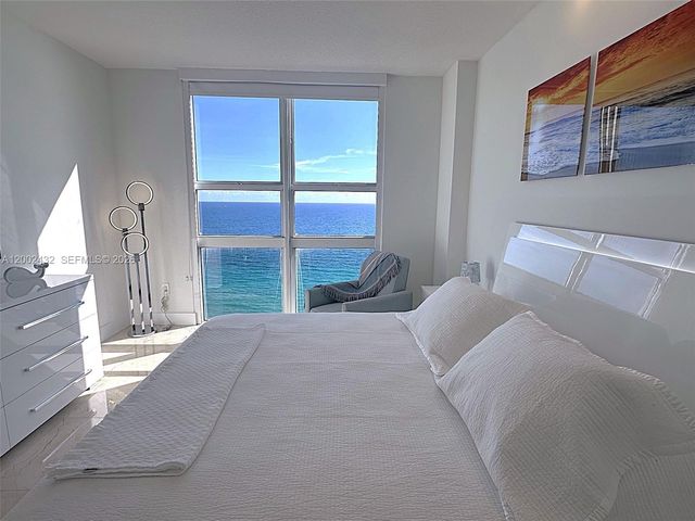 2080 S Ocean Dr MPH12, Hallandale Beach, FL 33009