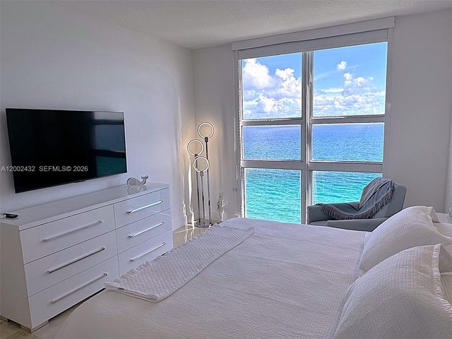 2080 S Ocean Dr MPH12, Hallandale Beach, FL 33009