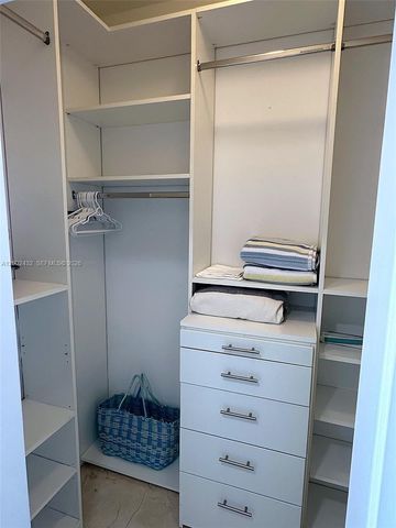 2080 S Ocean Dr MPH12, Hallandale Beach, FL 33009