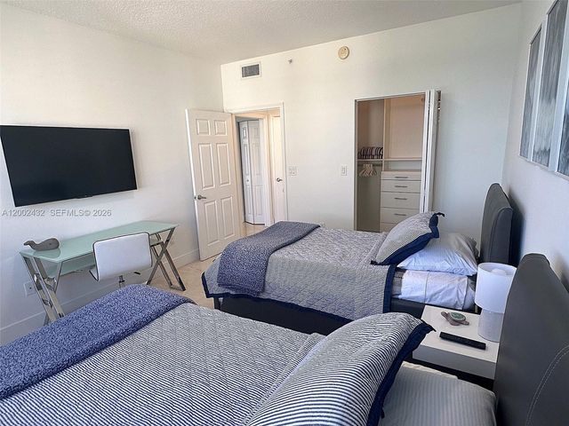 2080 S Ocean Dr MPH12, Hallandale Beach, FL 33009