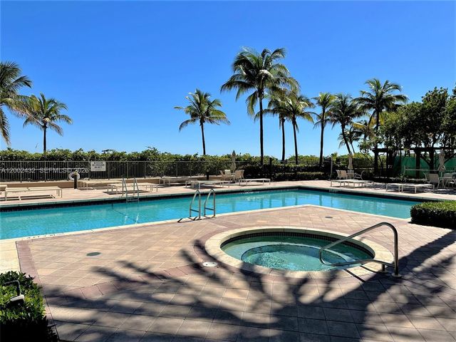 2080 S Ocean Dr MPH12, Hallandale Beach, FL 33009