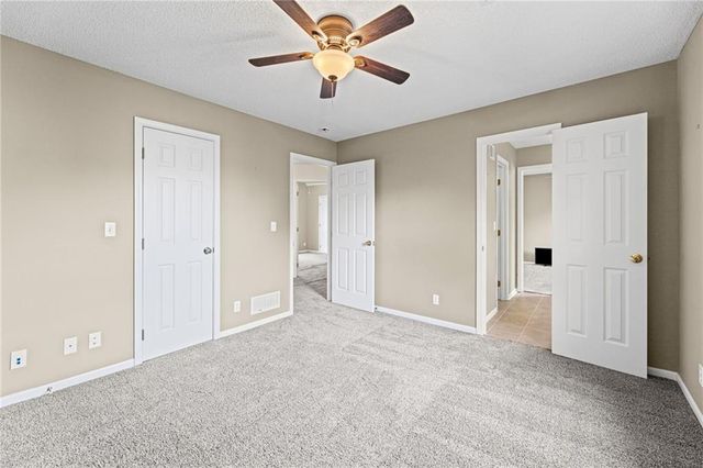 16505 W 80th Terrace, Lenexa, KS 66219