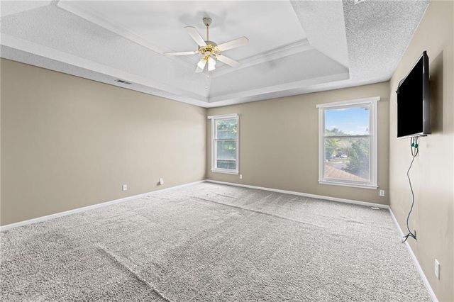 16505 W 80th Terrace, Lenexa, KS 66219