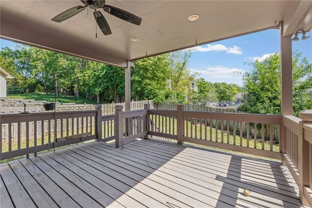 16505 W 80th Terrace, Lenexa, KS 66219