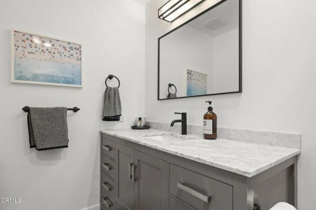 1932 N Jameson Lane B, Santa Barbara, CA 93108
