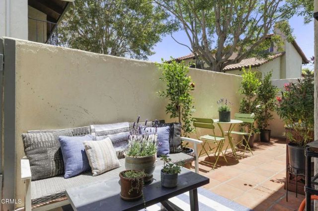 1932 N Jameson Lane B, Santa Barbara, CA 93108