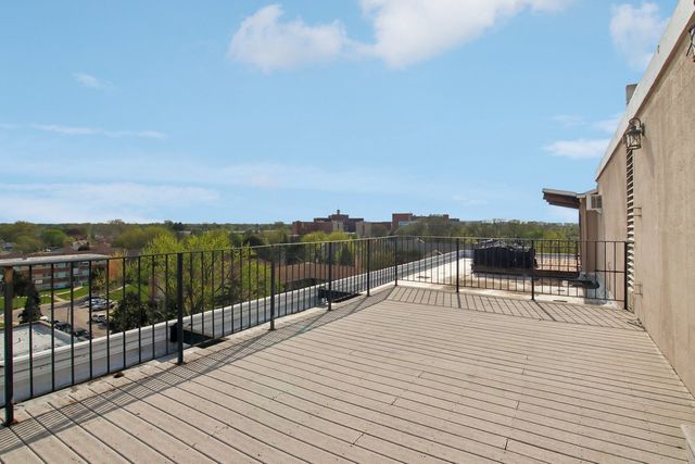 5975 N Odell Avenue 3C, Chicago, IL 60631