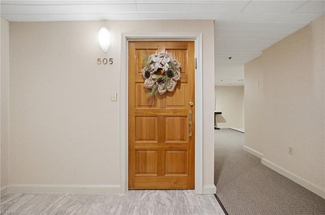 3556 Shore Dr Apt 605, Virginia Beach, VA 23455